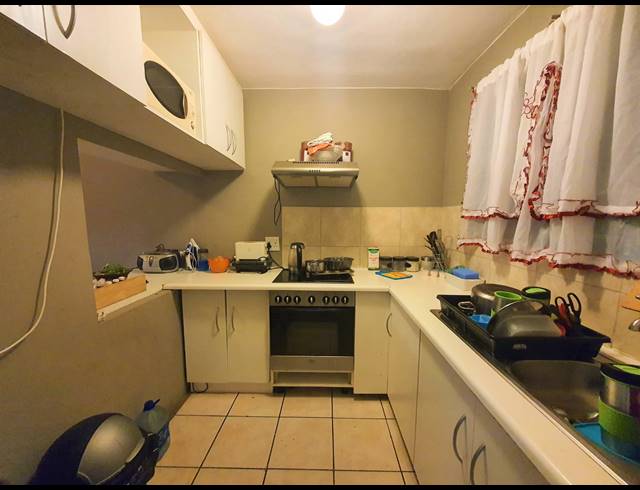 2 BEDROOM APARTMENT FOR SALE IN GRASSY PARK